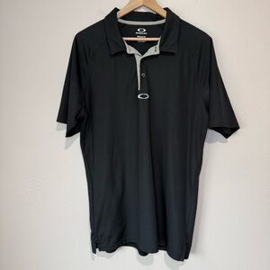 Oakley Men's Polo Shirt in Black and Gray